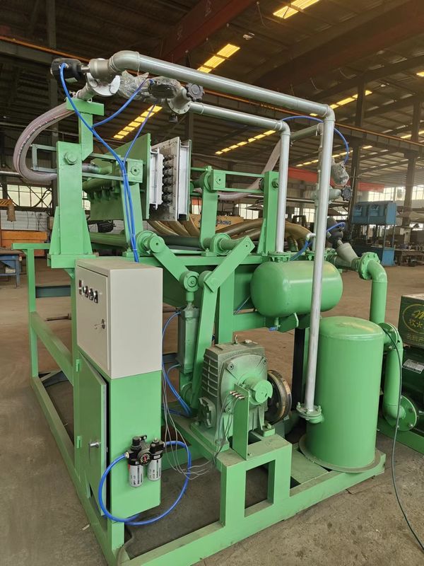 700 stuks-1500 stuks per uur papierpulp vormmachine voor eiertrays, eierdoos, flessentrays en -bakken