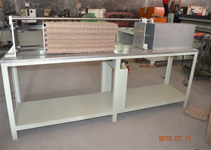 700pcs/h de Vormende Machine van de Papierafvalpulp voor Industrieproduct Verpakking
