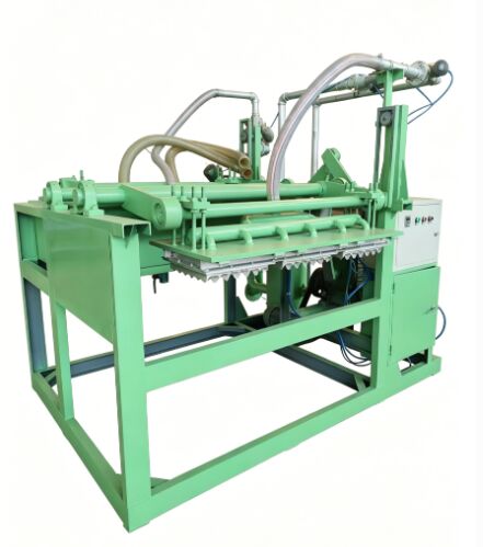Semi-automatische papier eiertraymachine 1000 stks / uur Automatische eierdoosproductielijn
