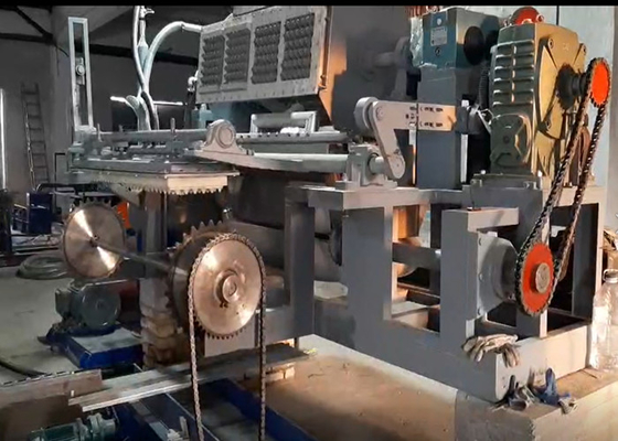 Pulp die de Kleine Machine van het het Eidienblad van 200KW Automatische voor Huiszaken vormen